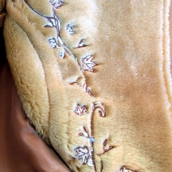 ARSENO CANADA Faux SUEDE & FUR jacket Sz S EMBROIDERIES TOOTH-LIKE buttons A GEM - Picture 16 of 16